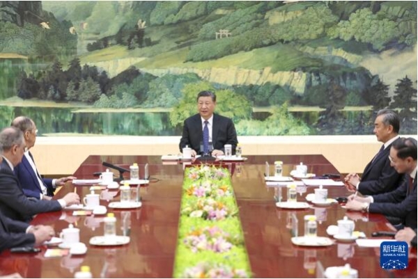 习近平会见俄罗斯外长拉夫罗夫2