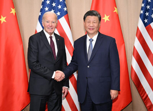 习近平同美国总统拜登在利马举行会晤1