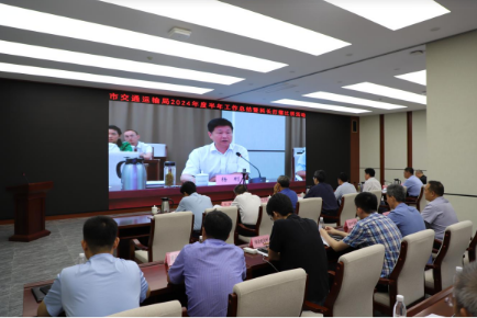 “打擂比拼”亮进度 提效争先建新功—市交通运输局开展半年工作总结暨科长打擂比拼活动