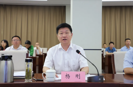 “打擂比拼”亮进度 提效争先建新功—市交通运输局开展半年工作总结暨科长打擂比拼活动2